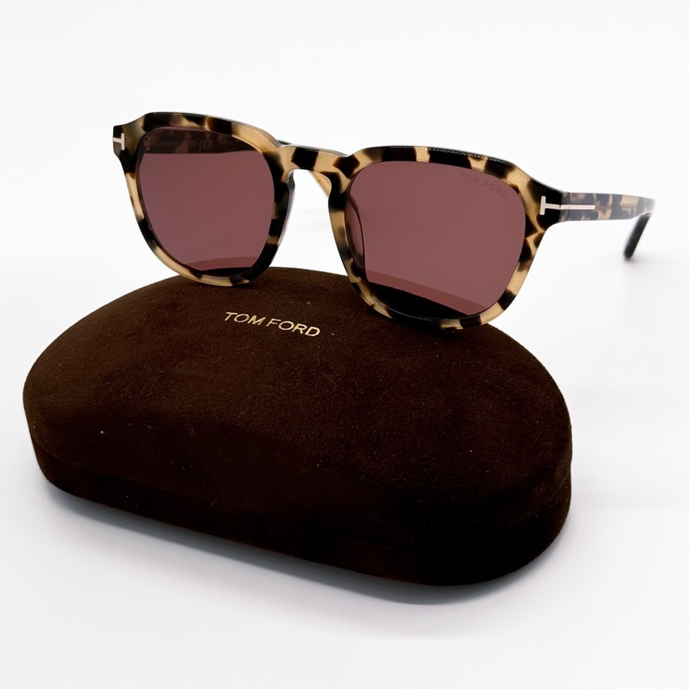 NEW TOM FORD AVERY TF931 56S WOMEN SUNGLASSES FT0931/S BROWN EYEWEAR